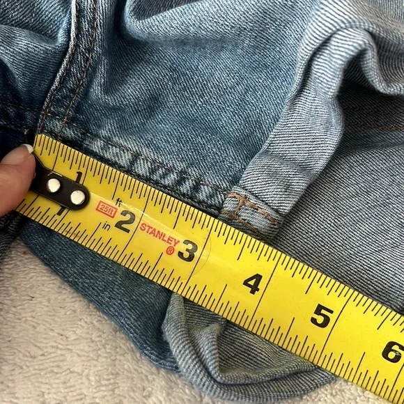 ⭐️ & Denim light blue relaxed Jean shorts 99% cotton 1% elastic women size 10